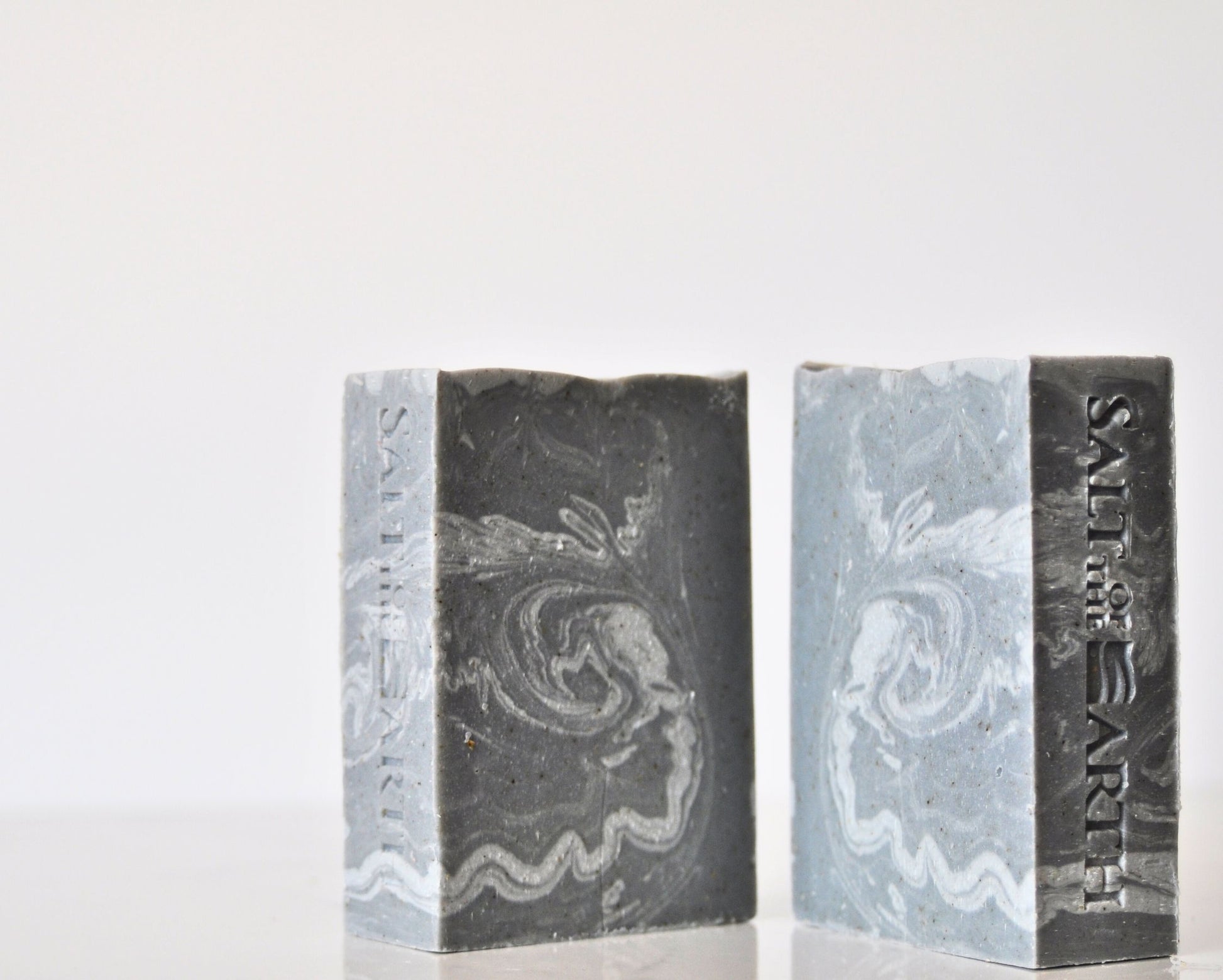 ROSEMARY MINT & ZINC | HERBACEOUS ENVIGORATING & DEODERIZING SALT BAR - SALT OF THE EARTH